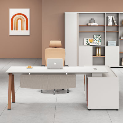 Moderne Büromöbel für den Geschäftsbereich Computerarbeitstisch Geschäftsführer Büro Schreibtisch Manager Chef Schreibtisch