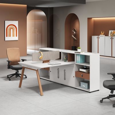 Moderne Büromöbel 2 4 6 Personen Bürobedeckungen Tisch Schlafzimmer Arbeitsplatz Schreibtisch mit großem Schrank